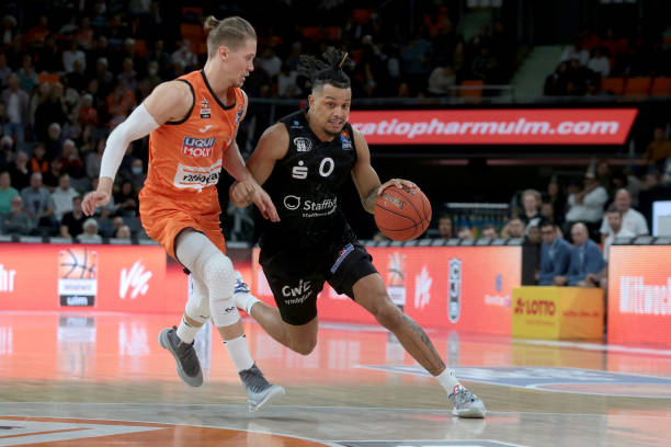 强劲的对手 强劲的对手